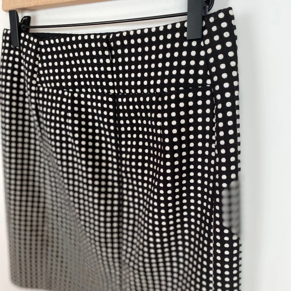 LOFT polka dot‎ Black & White skirt, Size 2